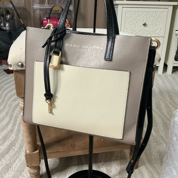 The Marc Jacobs Editor 29 Taupe and Cream Satchel Bag - Picture 4 of 10